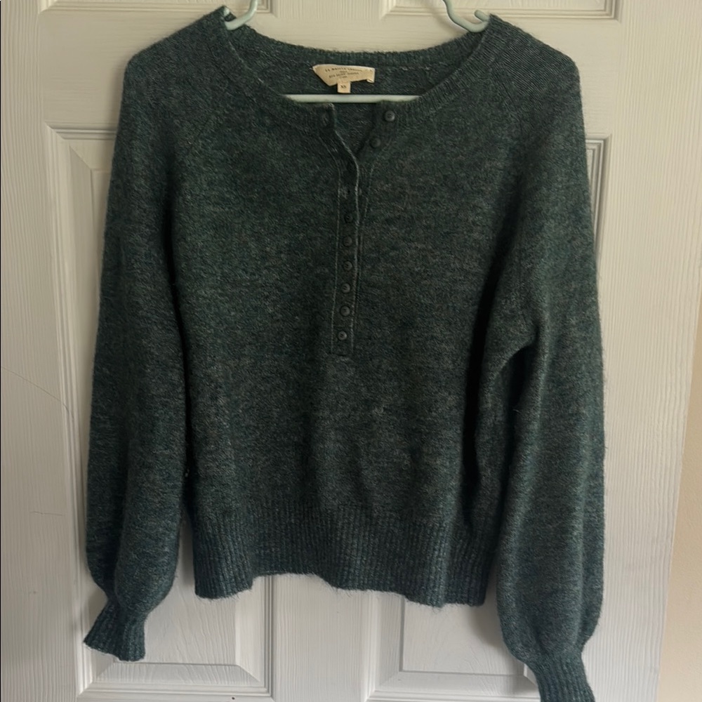 Women's Green Sweater